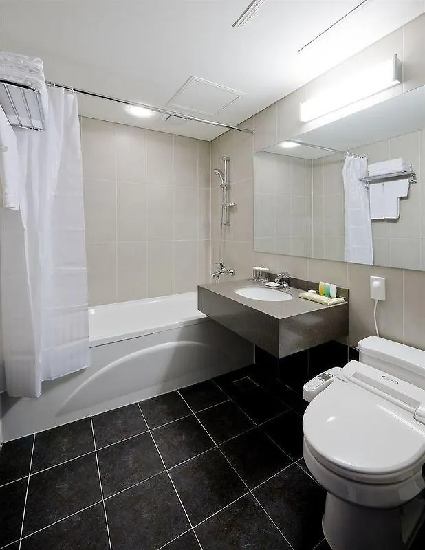 Benikea Premier Songdo Bridge Hotel Incheon