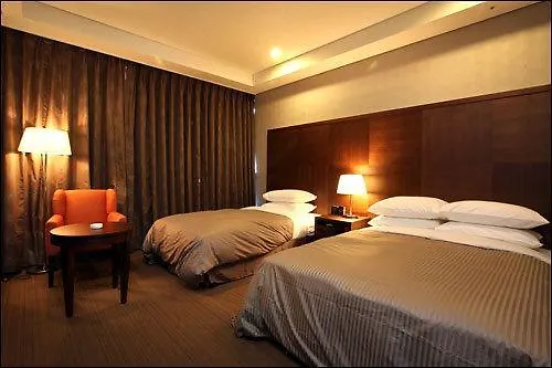 Benikea Premier Songdo Bridge Hotel Incheon 4*,