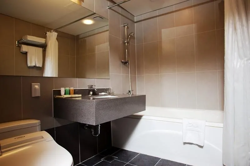 Benikea Premier Songdo Bridge Hotel Incheon 4*,  South Korea