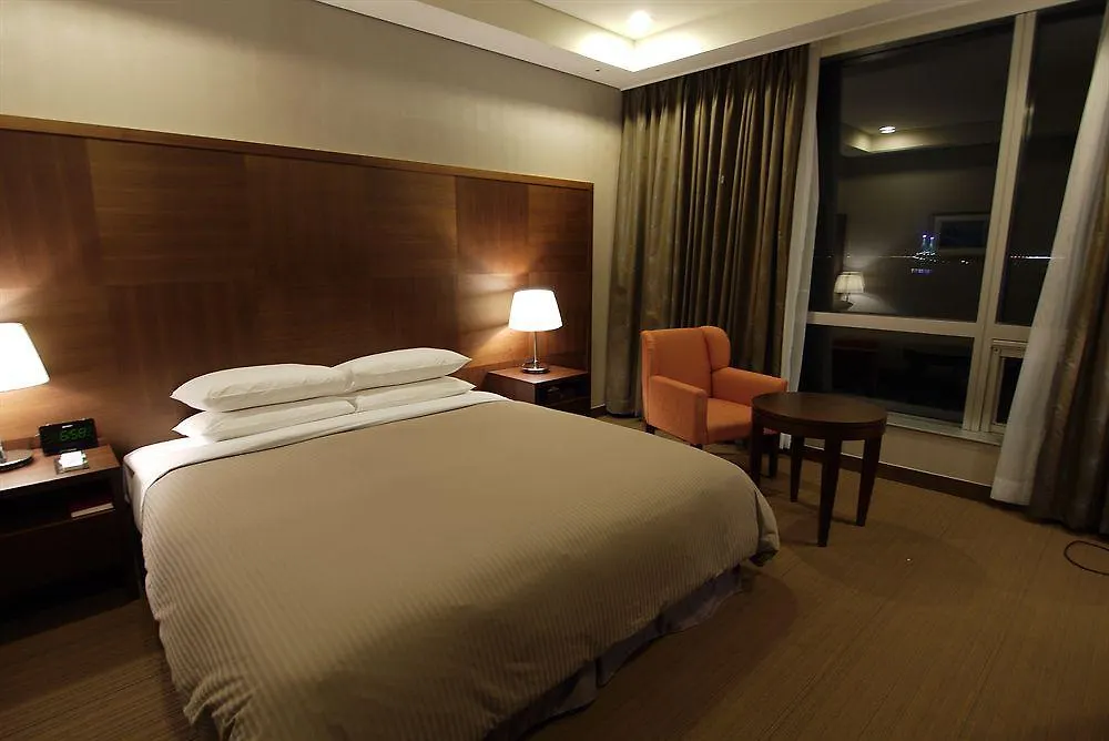 ****  Benikea Premier Songdo Bridge Hotel Incheon South Korea